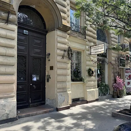 High-end Luxurious Royal In The Heart Of *