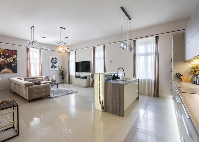 High-end Luxurious Royal In The Heart Of Budapest
