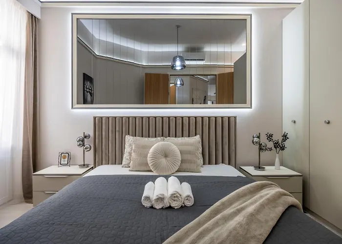 High-end Luxurious Royal In The Heart Of Budapest