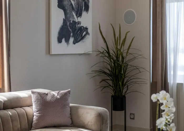Appartement High-end Luxurious Royal In The Heart Of *