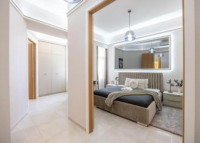 High-end Luxurious Royal In The Heart Of Budapest