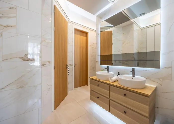 High-end Luxurious Royal In The Heart Of Appartement Budapest